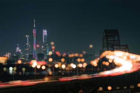 智慧灯杆的推广应用，可以为智慧城市信息化基础设施给予便利，进行资源整合，实现大平台数据与智慧灯杆数据的共享互通与集中管控，以城建大数据的分析应用，助力城市管理智慧化升级。