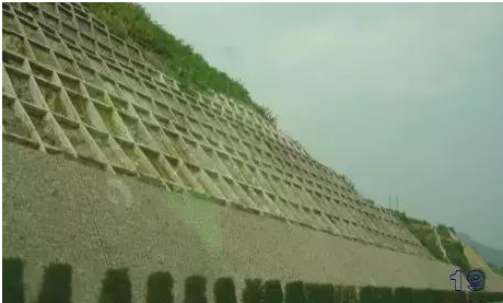 公路路基路面设计体会，满满的都是不能疏忽的细节！